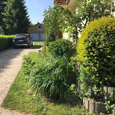 Komaromy Apartman Gyenesdiás