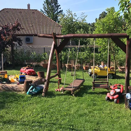 Komaromy Apartman