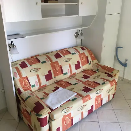 Komaromy Apartman Apartment Gyenesdiás